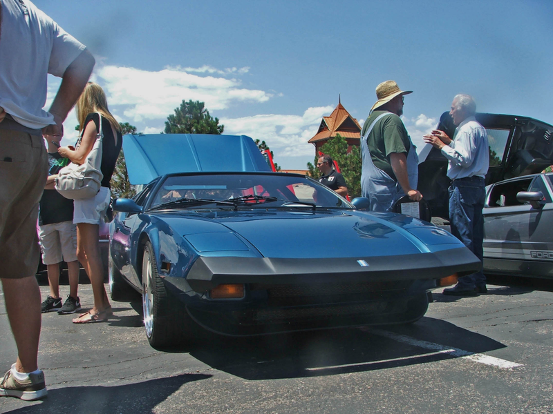 Illustration for article titled Welcome to Castle Rock, CO. We has cars.